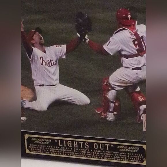 Philadelphia Phillies ‘Lights Out’ World Series Plaque - 2008 - Picture 2 of 6